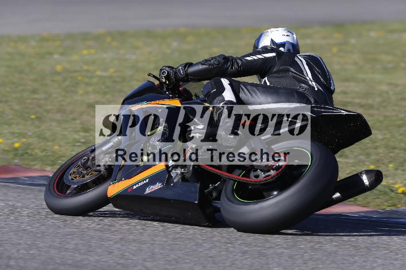 Archiv-2025/03 04.04.2025 TZ Motorsport ADR/Gruppe rot/backside